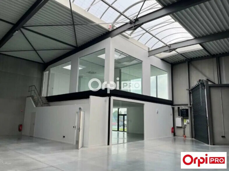 Industriel/Logistique dans Seclin à louer - Photo de l’immeuble – Image 3 sur 8