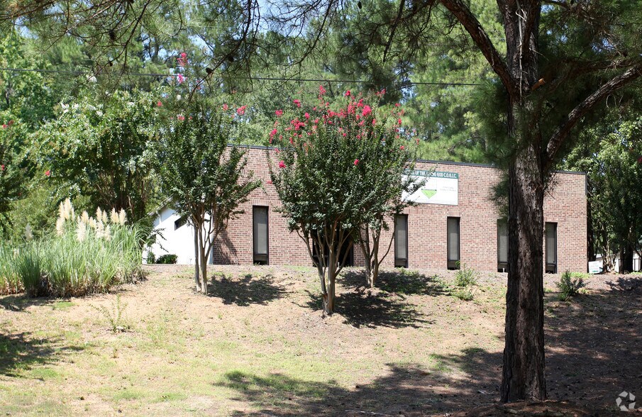 950 Mack Todd Rd, Zebulon, NC à vendre - Photo principale – Image 1 sur 7