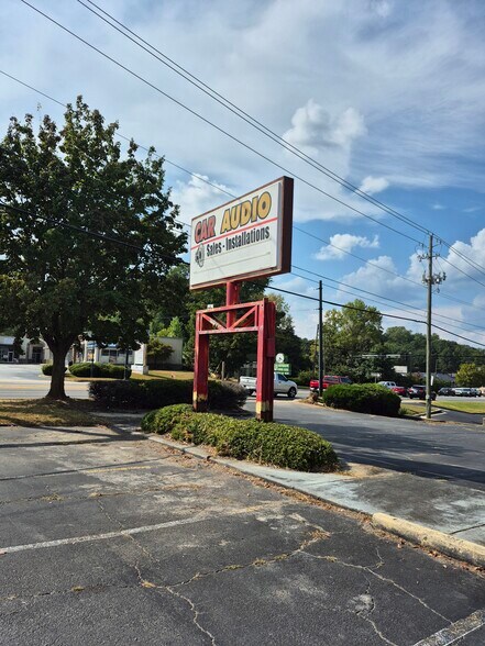 4644 Jonesboro Rd, Forest Park, GA à vendre - Photo de l’immeuble – Image 3 sur 6