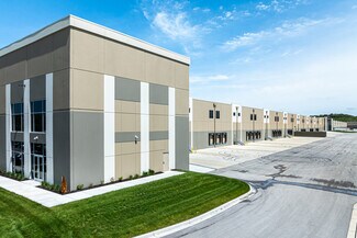 Plus de détails pour 2500 S Little Blue Pky, Independence, MO - Industriel/Logistique à louer