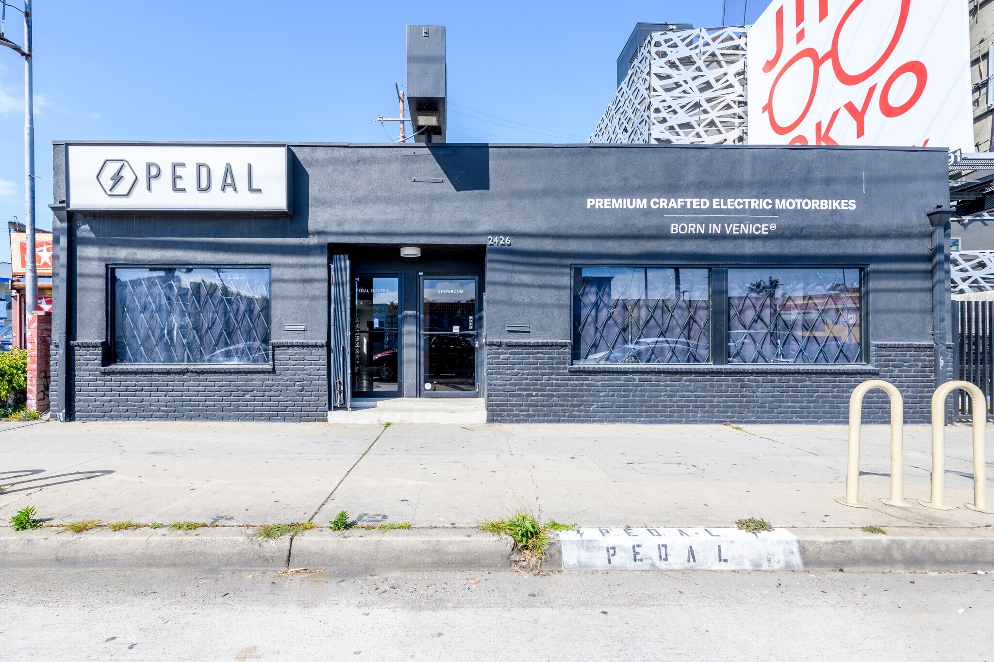 2426 Lincoln Blvd, Venice, CA à louer Photo principale– Image 1 sur 4