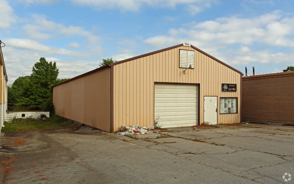 1013 Ferguson St, Columbia, SC à louer - Photo principale – Image 1 sur 15