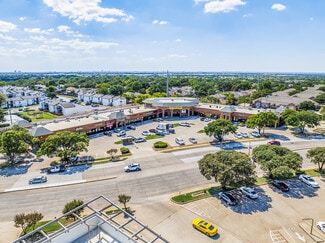 Plus de détails pour 2155 Marsh Ln, Carrollton, TX - Local commercial à louer