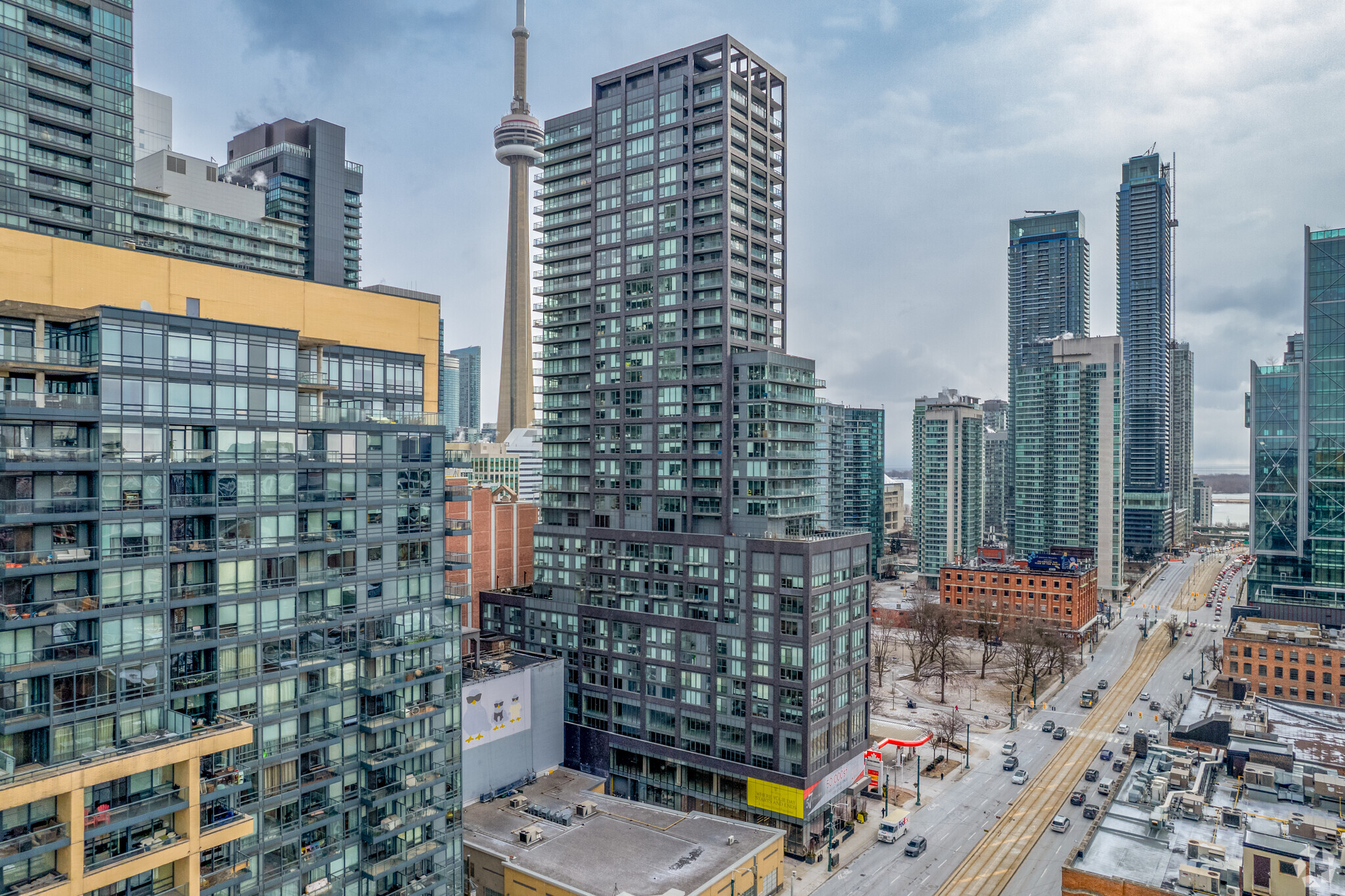57 Spadina Ave, Toronto, ON à louer Photo de l’immeuble– Image 1 sur 3