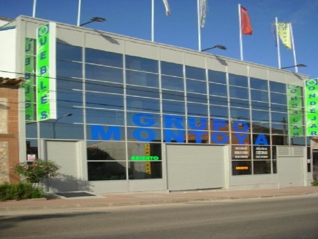 Avenida De Guadalajara, 2, Mondéjar, Guadalajara à vendre Photo de la construction– Image 1 sur 2