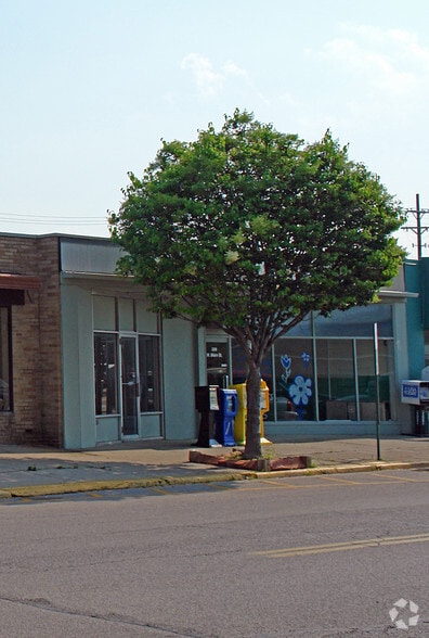 309-311 W Main St, Fairborn, OH à vendre - Photo de l’immeuble – Image 2 sur 11