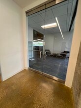 12404 Park Central Dr, Dallas, TX à louer Photo de l’immeuble– Image 1 sur 10