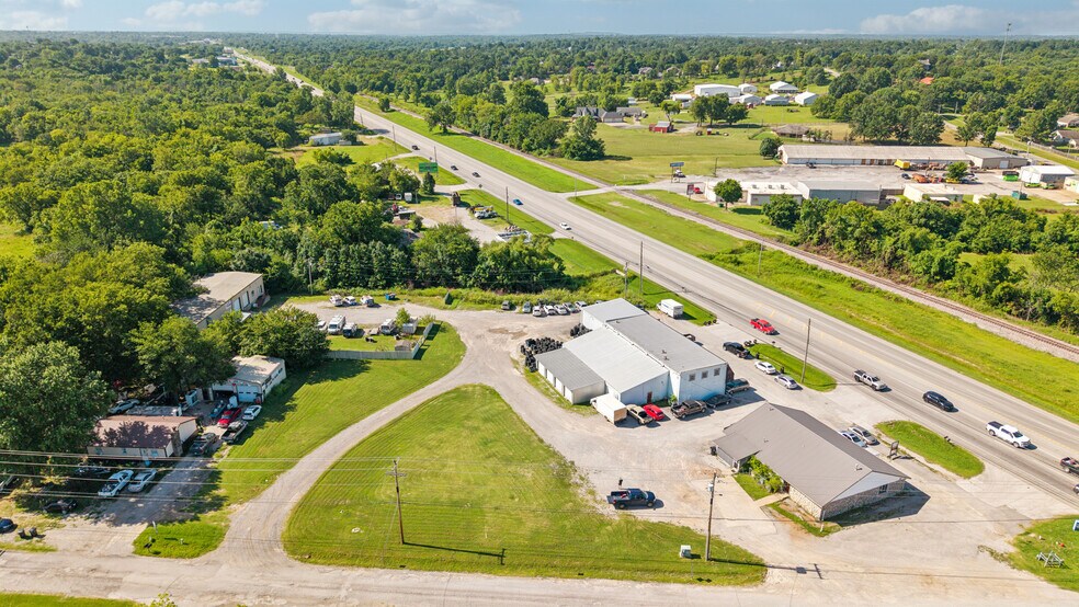 12127 OK-51, Coweta, OK à vendre - Photo principale – Image 1 sur 8