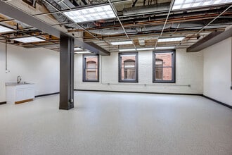 308-316 Occidental Ave S, Seattle, WA à louer Photo intérieure– Image 1 sur 2