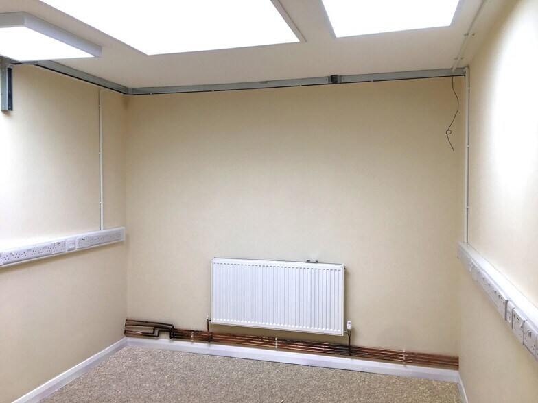 126B High St, Selsey à louer - Photo de l’immeuble – Image 2 sur 9