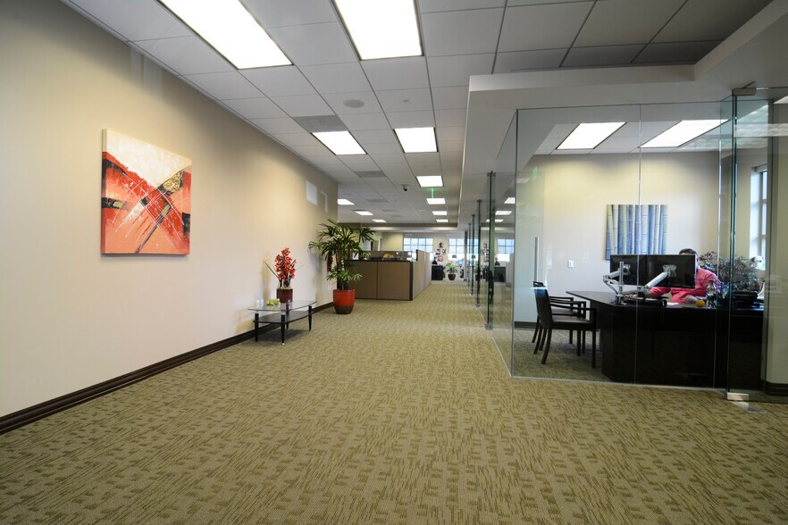 33302 Valle Rd, San Juan Capistrano, CA à louer - Photo de l’immeuble – Image 3 sur 17