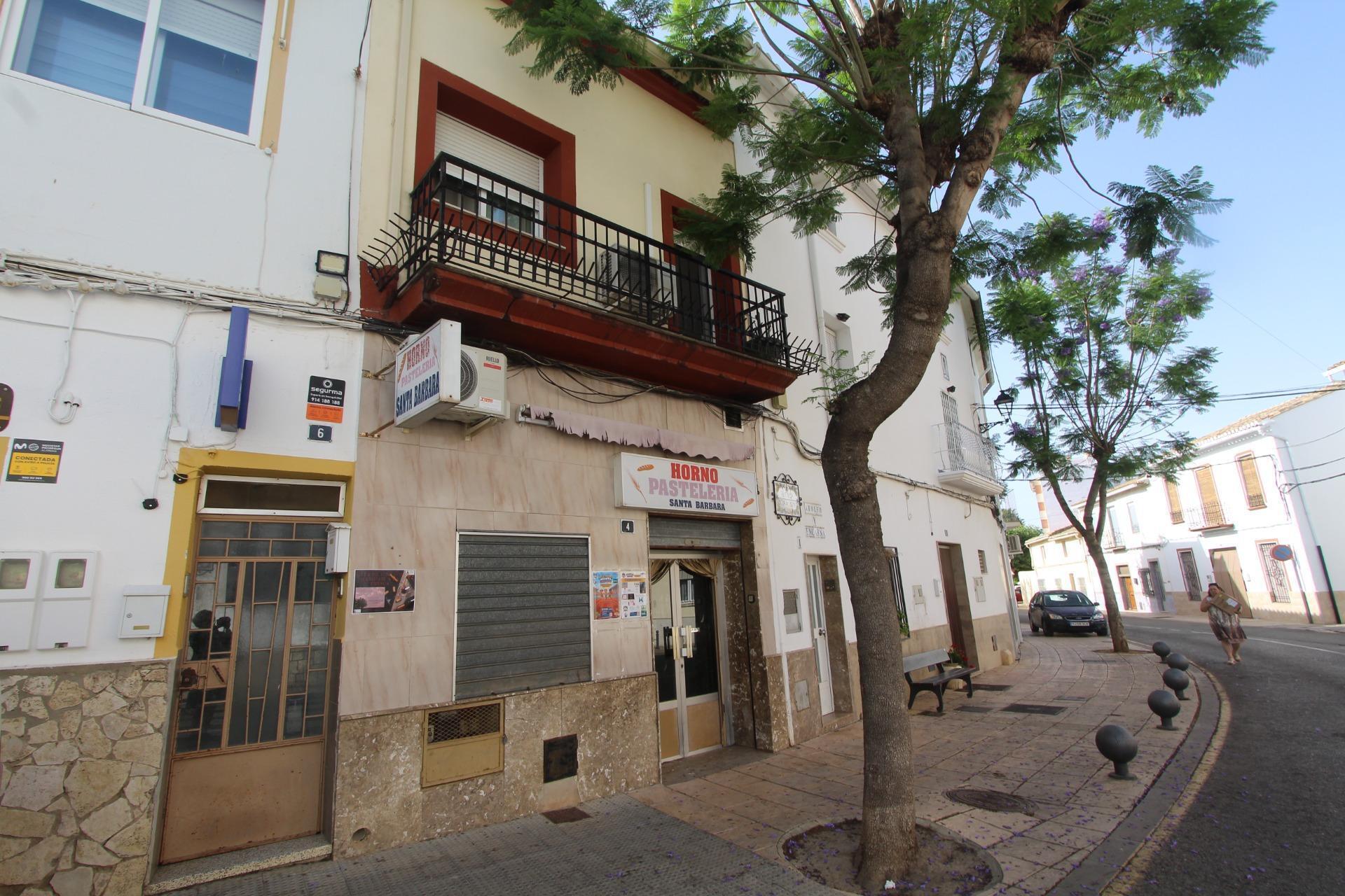 Local commercial dans Macastre, Valencia à vendre Photo de l’immeuble– Image 1 sur 44