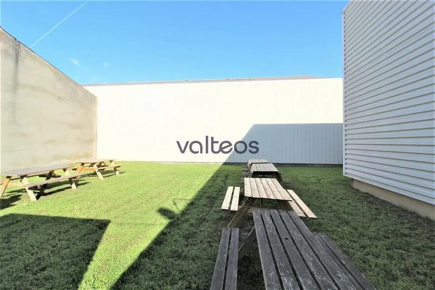 Local d’activités dans Toulouse à louer - Photo de l’immeuble – Image 3 sur 6