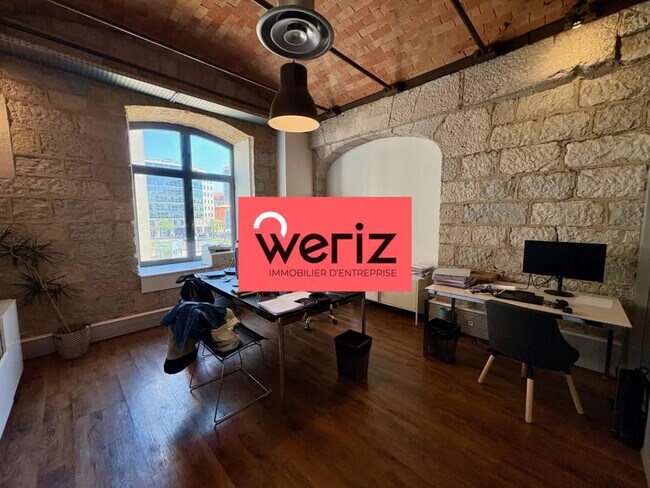 Plus de détails pour Bureau à louer