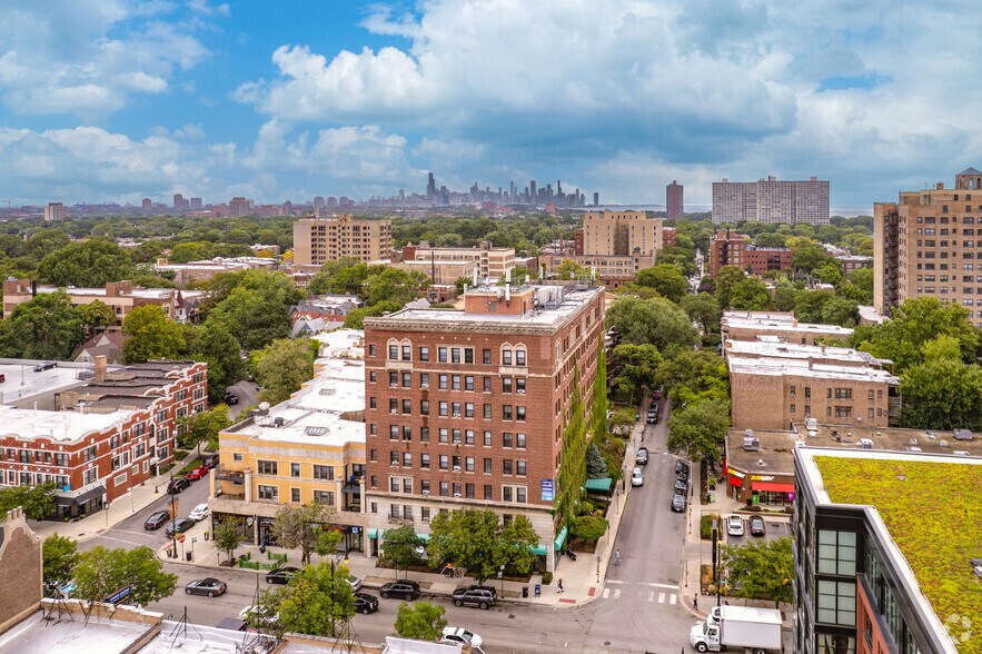 1374 E 53rd St, Chicago, IL à louer - Aérien – Image 2 sur 3