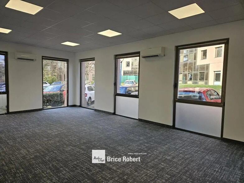 7 Allée Claude Debussy, Écully à louer - Photo intérieure – Image 3 sur 4