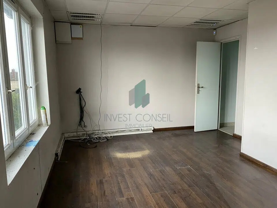 Local d’activités dans Pierrelaye à louer Photo intérieure– Image 1 sur 2