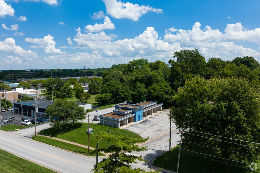 3800 Adie Rd, Saint Ann, MO à vendre - Aérien – Image 2 sur 6