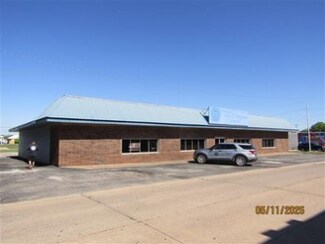 Plus de détails pour 1 S 11th St, Duncan, OK - Local commercial à vendre
