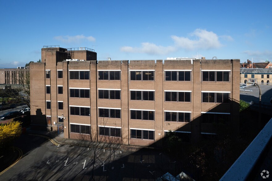 11-12 Crescent Rd, Tunbridge Wells à louer - Photo de l’immeuble – Image 2 sur 14