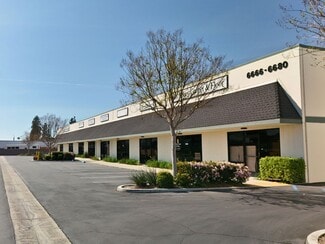Plus de détails pour 6682-6700 Van Buren Blvd, Riverside, CA - Local d'activités à louer