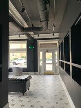 120 Holmes Ave NE, Huntsville, AL à louer Photo intérieure– Image 2 sur 2