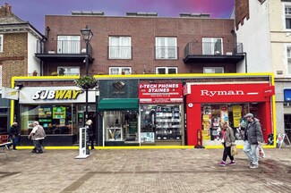 Plus de détails pour 50,52,54 High Street, Staines – Local commercial à vendre