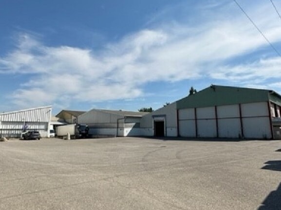 2822 Chemin De La Tour, Cavaillon à louer Photo principale– Image 1 sur 4