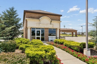 Plus de détails pour 700 E Memorial Rd, Oklahoma City, OK - Local commercial à louer
