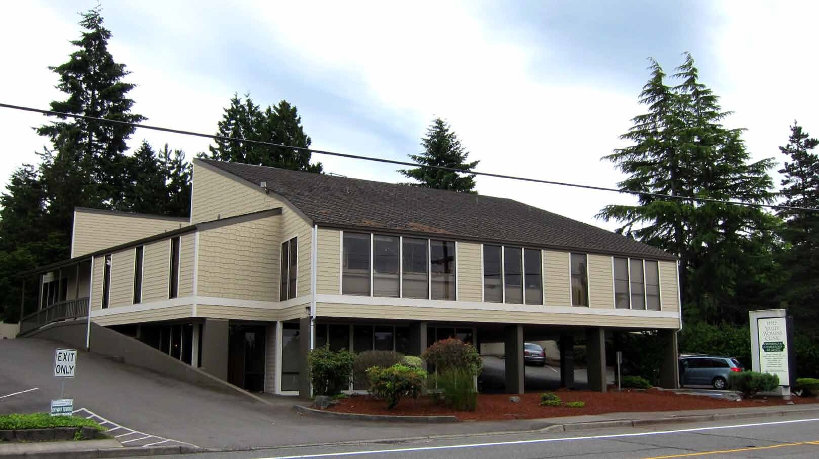 17722-17726 Talbot Rd S, Renton, WA à louer Photo de l’immeuble– Image 1 sur 6
