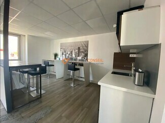 Plus de détails pour Bureau à vendre