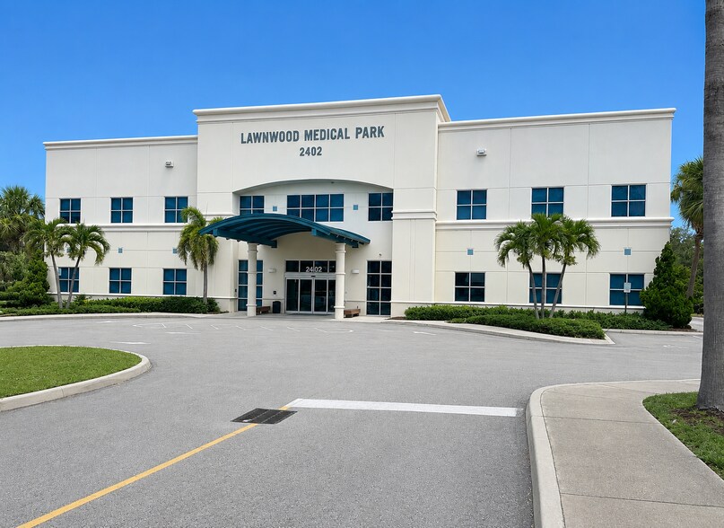 2402 Frist Blvd, Fort Pierce, FL à vendre - Photo de l’immeuble – Image 2 sur 7