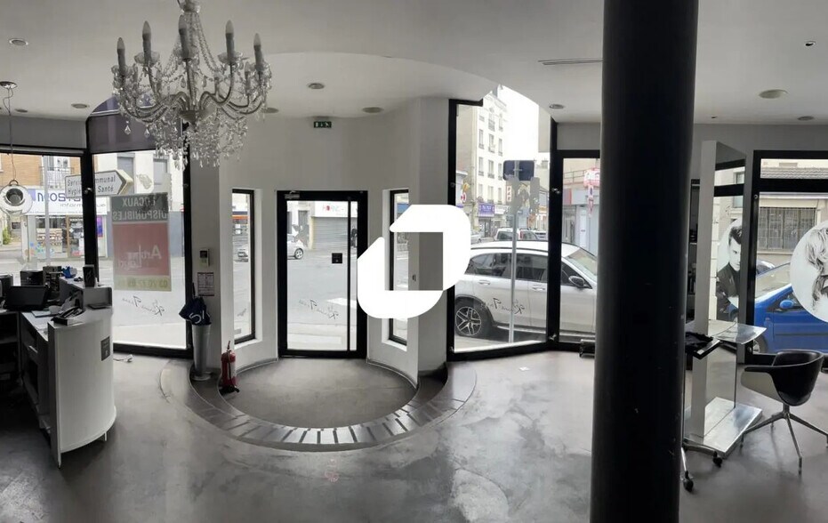 Local commercial dans Reims à louer - Photo de l’immeuble – Image 1 sur 4