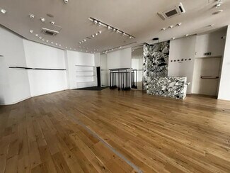 Plus de détails pour Local commercial à louer