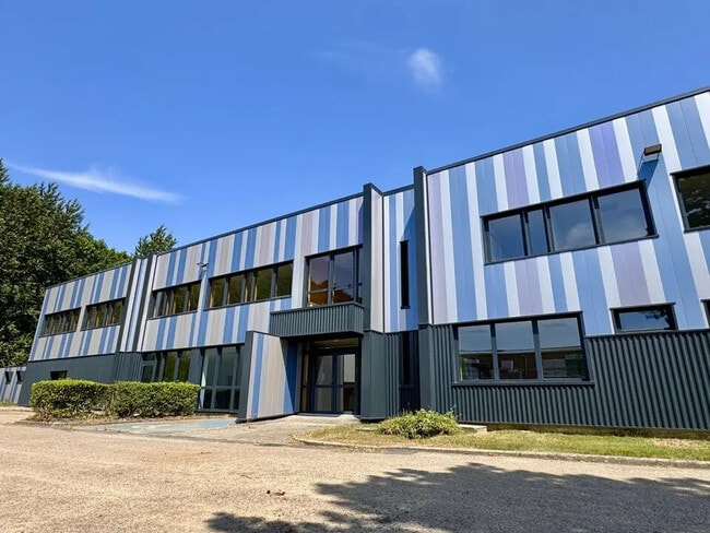 Plus de détails pour Bureau à louer