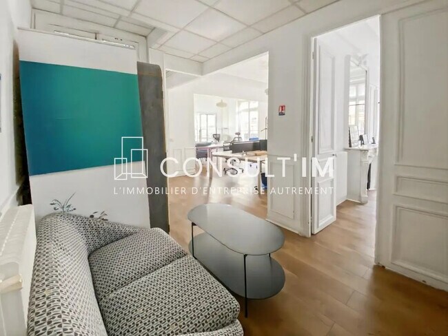 Plus de détails pour Bureau à louer