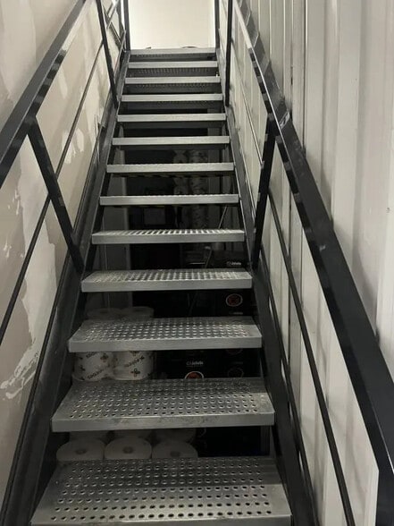 Local d’activités dans Martillac à louer - Photo intérieure – Image 3 sur 8