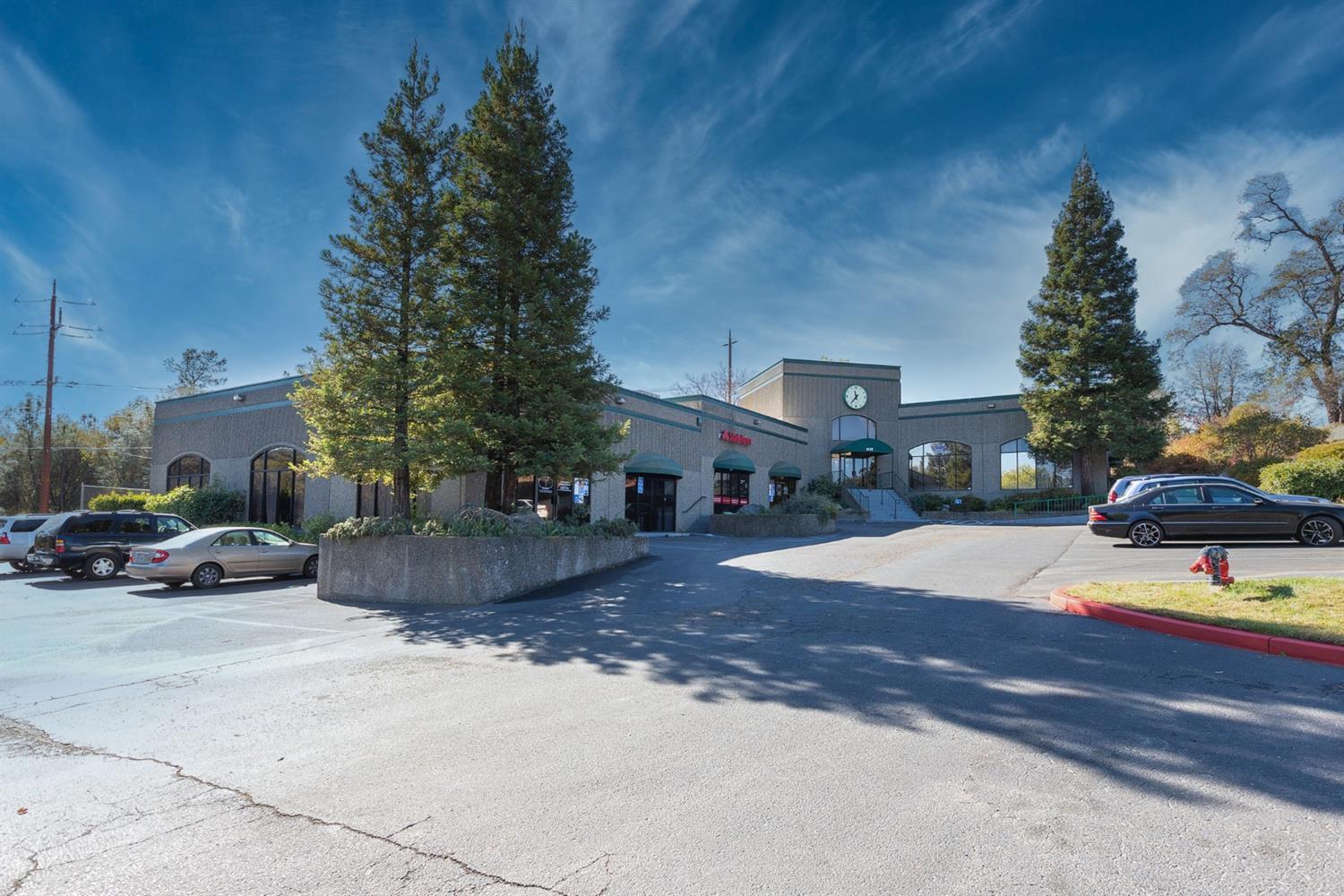 4140 Mother Lode Dr, Shingle Springs, CA à louer Photo de l’immeuble– Image 1 sur 14
