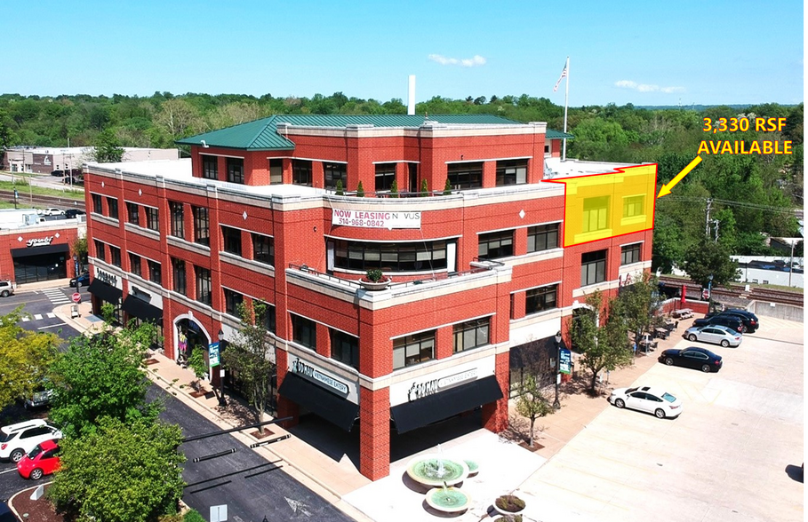 20 Allen Ave, Webster Groves, MO à louer - Photo de l’immeuble – Image 2 sur 21