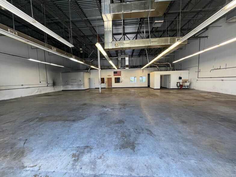 1035 NW 17th Ave, Delray Beach, FL à louer - Photo de l’immeuble – Image 3 sur 13