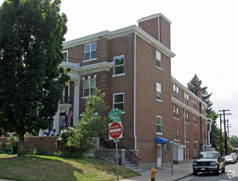 3289 Grove St, Denver, CO à louer - Photo principale – Image 1 sur 30