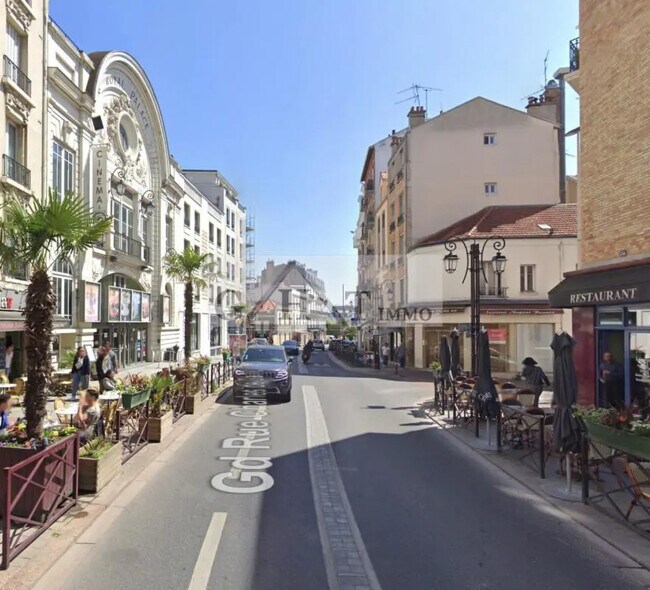 Plus de détails pour Local commercial à vendre