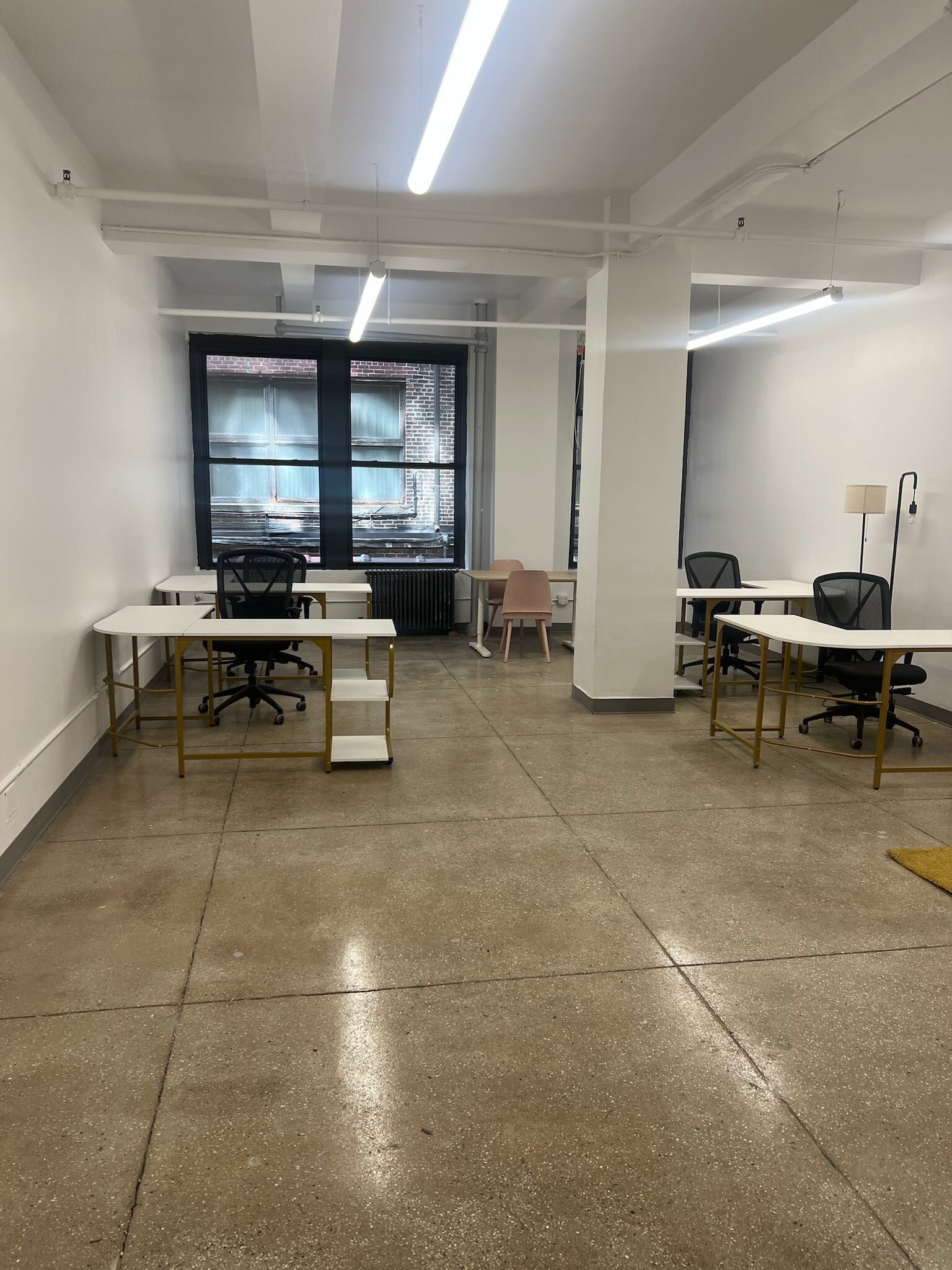 262 W 38th St, New York, NY à louer Photo intérieure– Image 1 sur 3