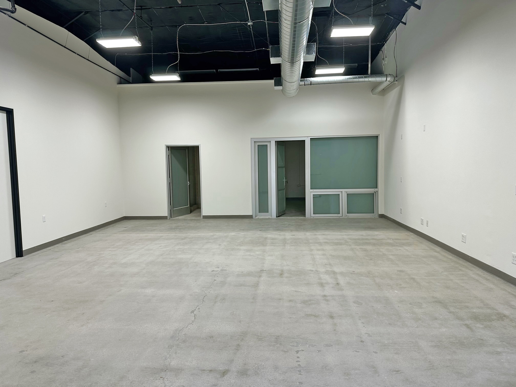 126 E Haley St, Santa Barbara, CA à louer Photo intérieure– Image 1 sur 4