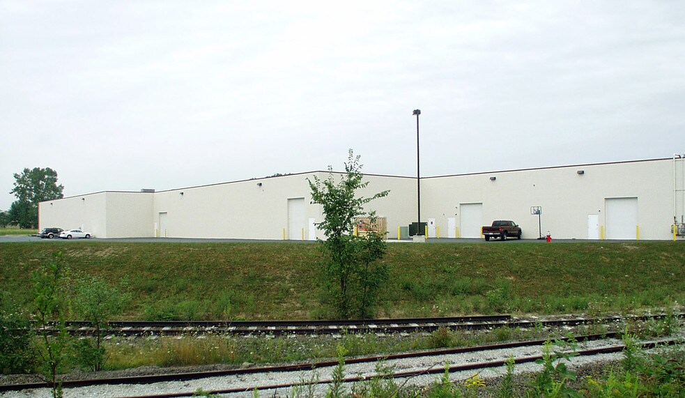 17295 Foltz Industrial Pky, Strongsville, OH à louer - Autre – Image 3 sur 17