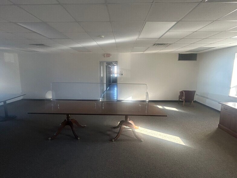 712 N Franklin St, Watkins Glen, NY à louer - Photo de l’immeuble – Image 2 sur 13