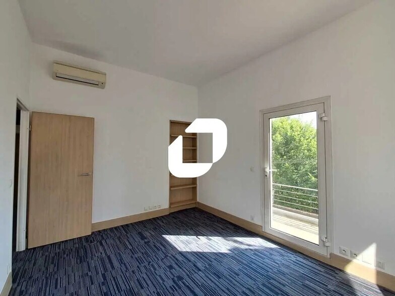 Bureau dans Bordeaux à louer - Photo de l’immeuble – Image 2 sur 14