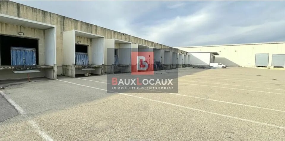Industriel/Logistique dans Roquemaure à louer - Photo de l’immeuble – Image 1 sur 8