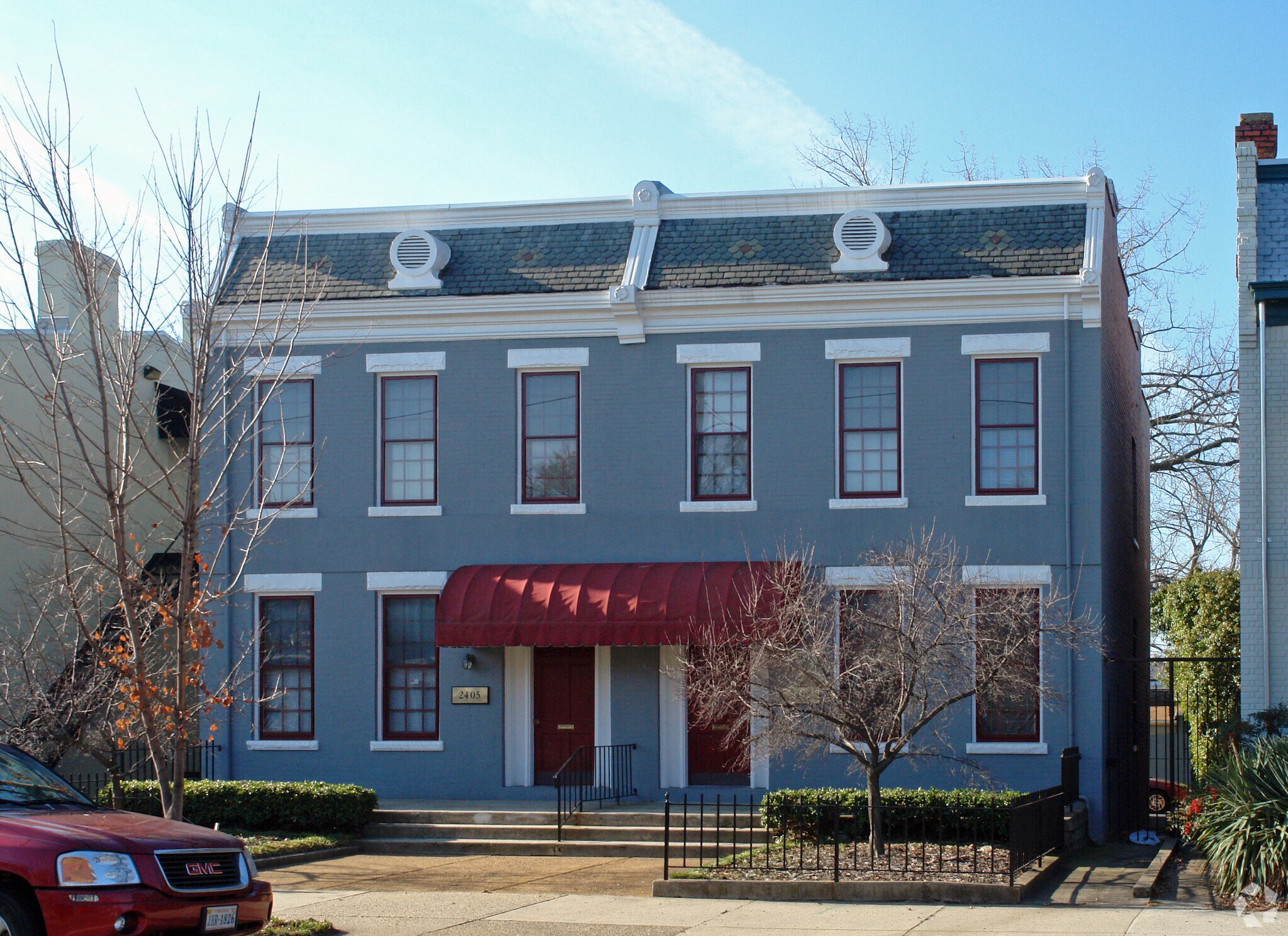 2405-2407 W Main St, Richmond, VA à louer Photo principale– Image 1 sur 5