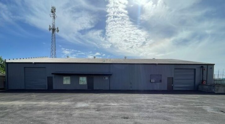 7120 McCurdy Ln, Sacramento, CA à louer - Photo de l’immeuble – Image 1 sur 7